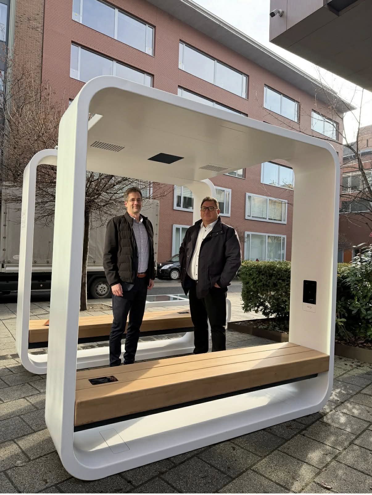 Kuube Solar Smart Furniture: Expanding Sustainable Hungarian Design to Canada
